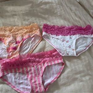 ‼️S O L D‼️ Victoria's Secret Pink Lace Panties (3)